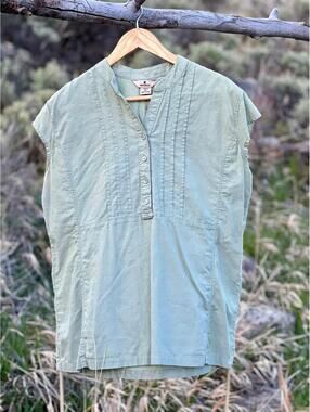 Vintage Woolrich Sage Green Pleated Short Sleeve Shirt